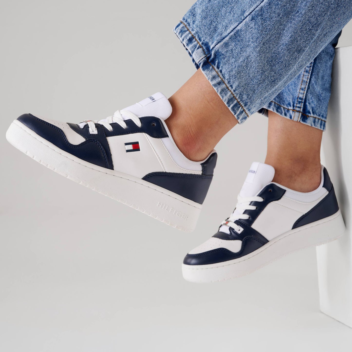 Tommy Hilfiger Women's Sneaker
