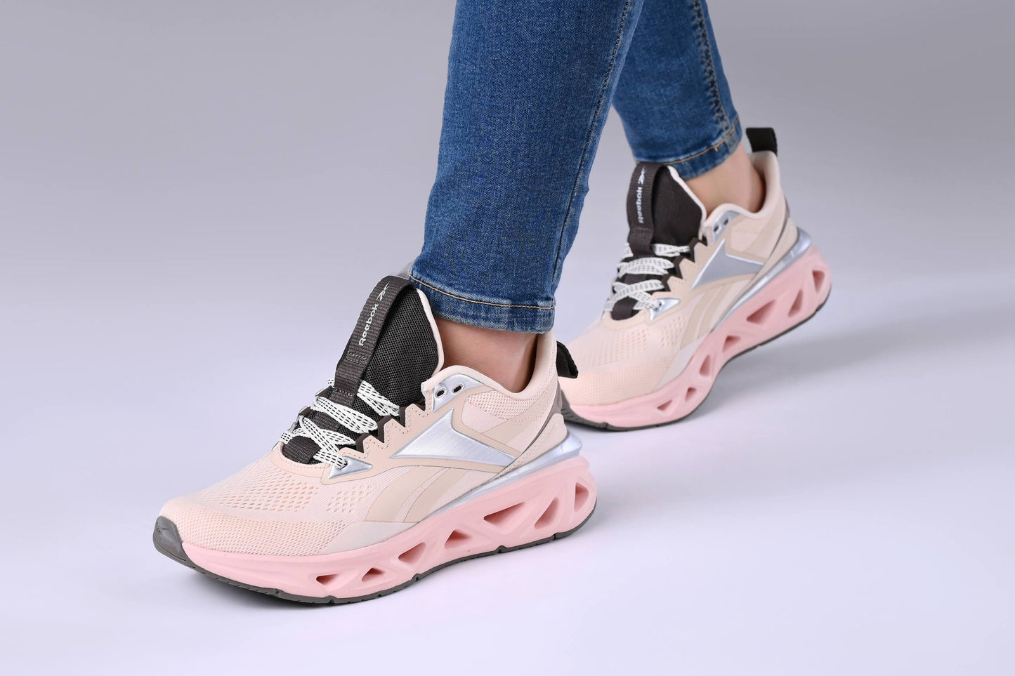 Reebok Running Shoes Women - PNK