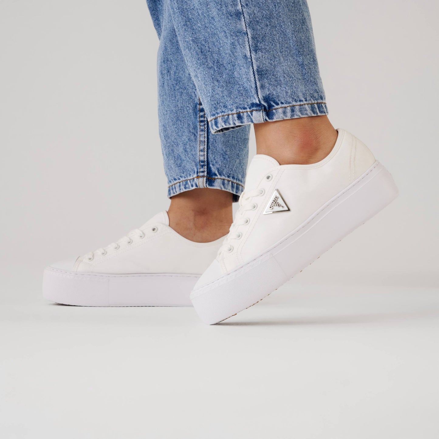 GUESS JOEZI Triangle Logo Platform Sneakers Women - WHT
