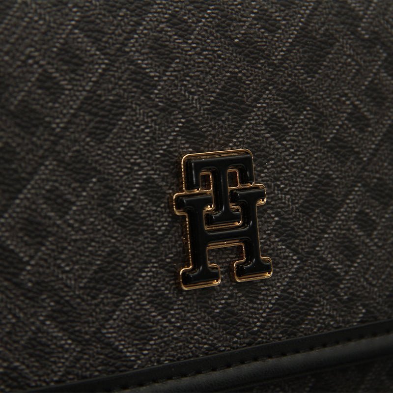 TOMMY HILFIGER MONOPLAY FLAP - Crossbody Bag TB127
