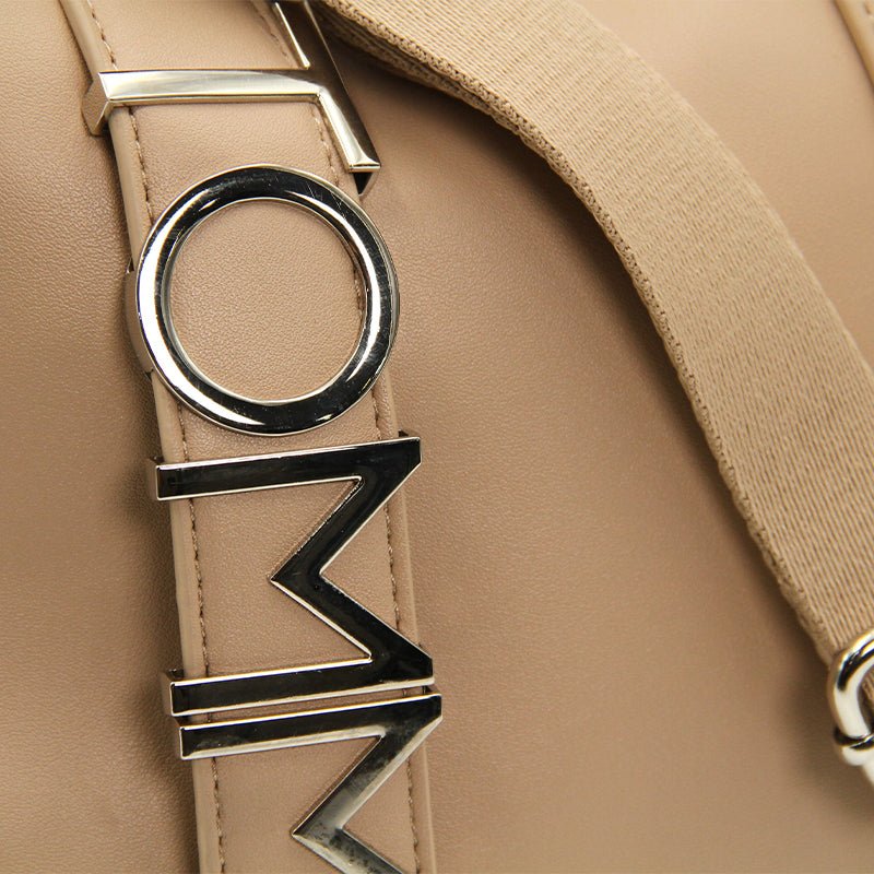 TOMMY JEANS CITY BOLD MINI TOTE  TB77